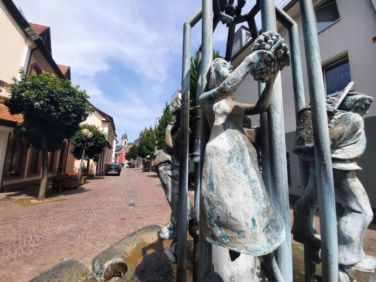 Ferienwohnung Altstadthaus オーバーキルヒ エクステリア 写真
